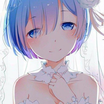 女子夏日去跳雪纵身一跃撞石头上